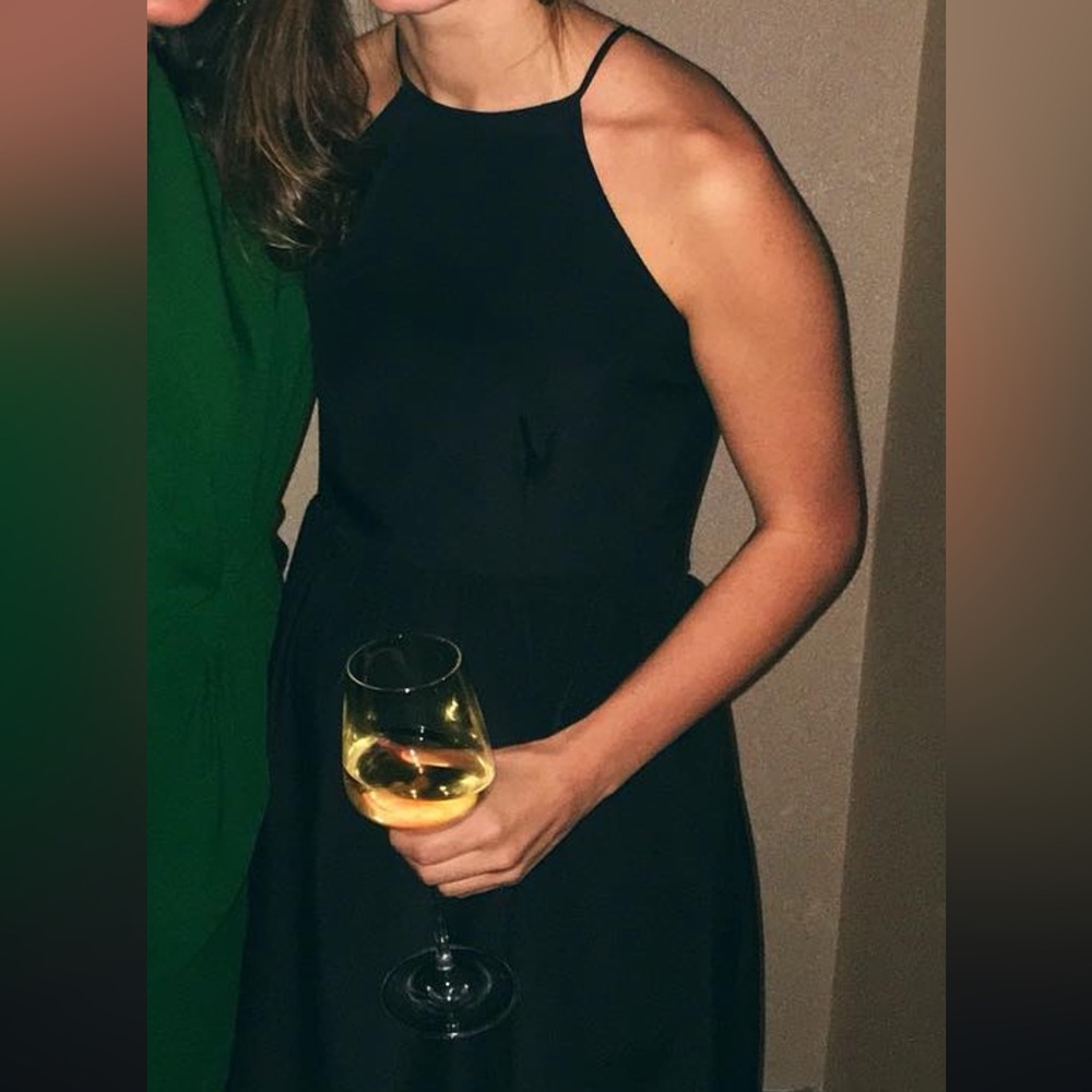 Elegant Black Sleeveless Dress